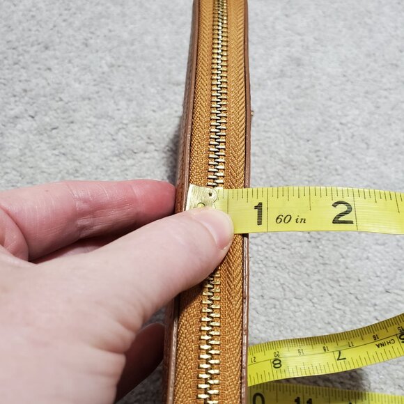 DIVINA FIRENZE Italian Leather Zip Around Wallet Pebble Mustard Gold 7.75 x 3.75 - Picture 12 of 12